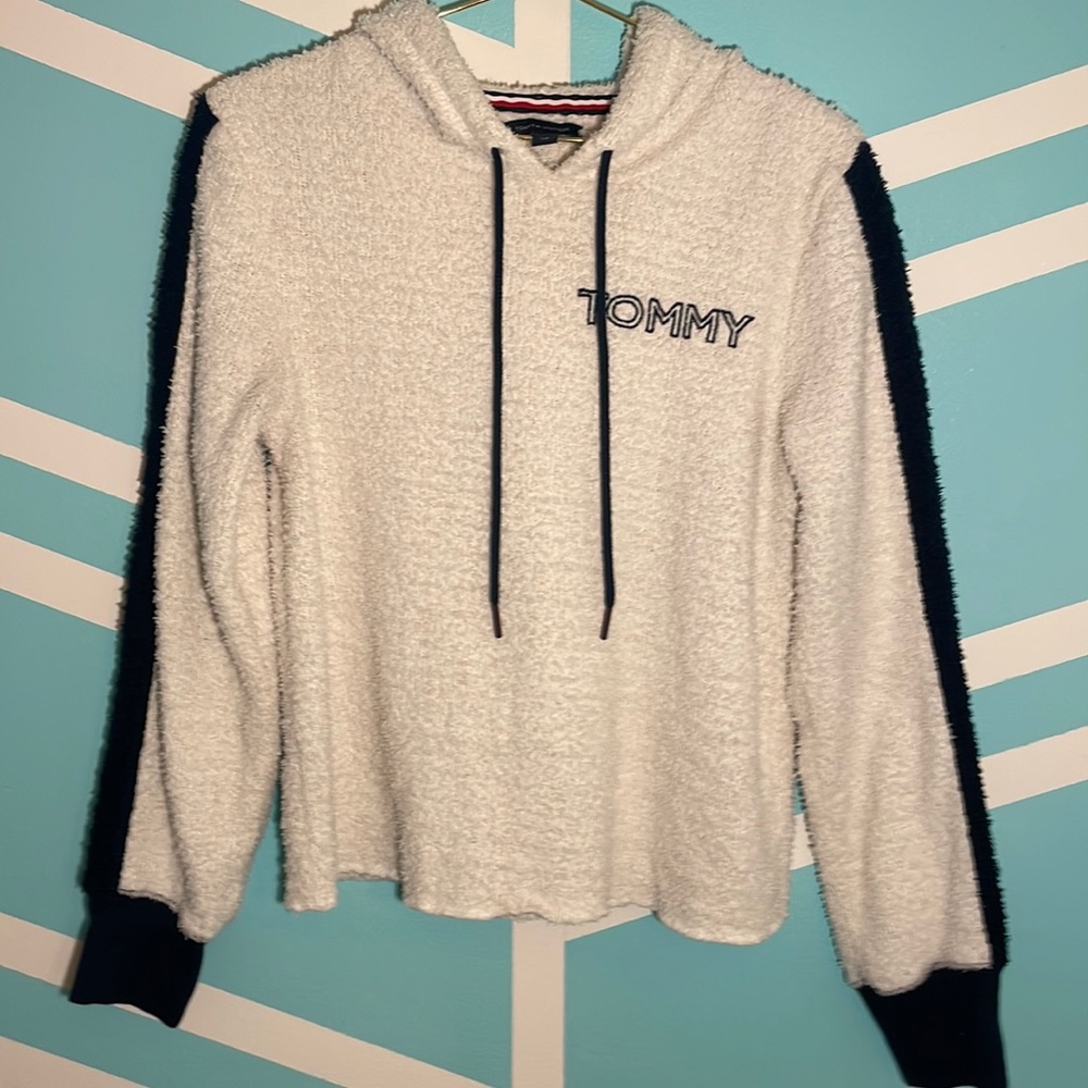 Tommy Hilfiger fuzzy hoodie